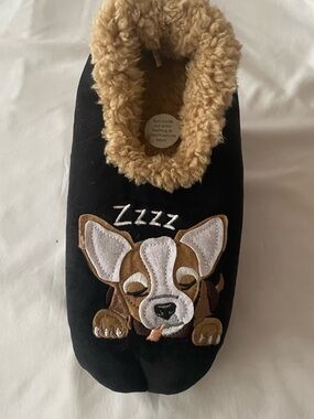 NWT! Snoozies! Plush Slipper w/ Sleepy Puppy Embroidery, Sz M